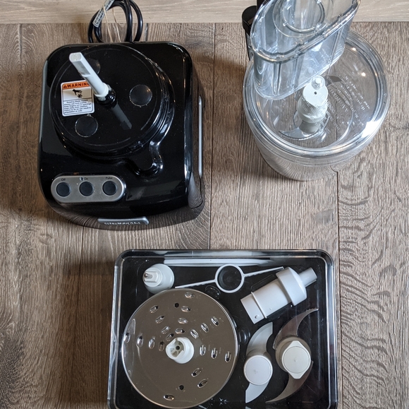 SOLD - KitchenAid Pro Line Food Processor - Complete - KPFP850OB1 - Picture 1 of 5